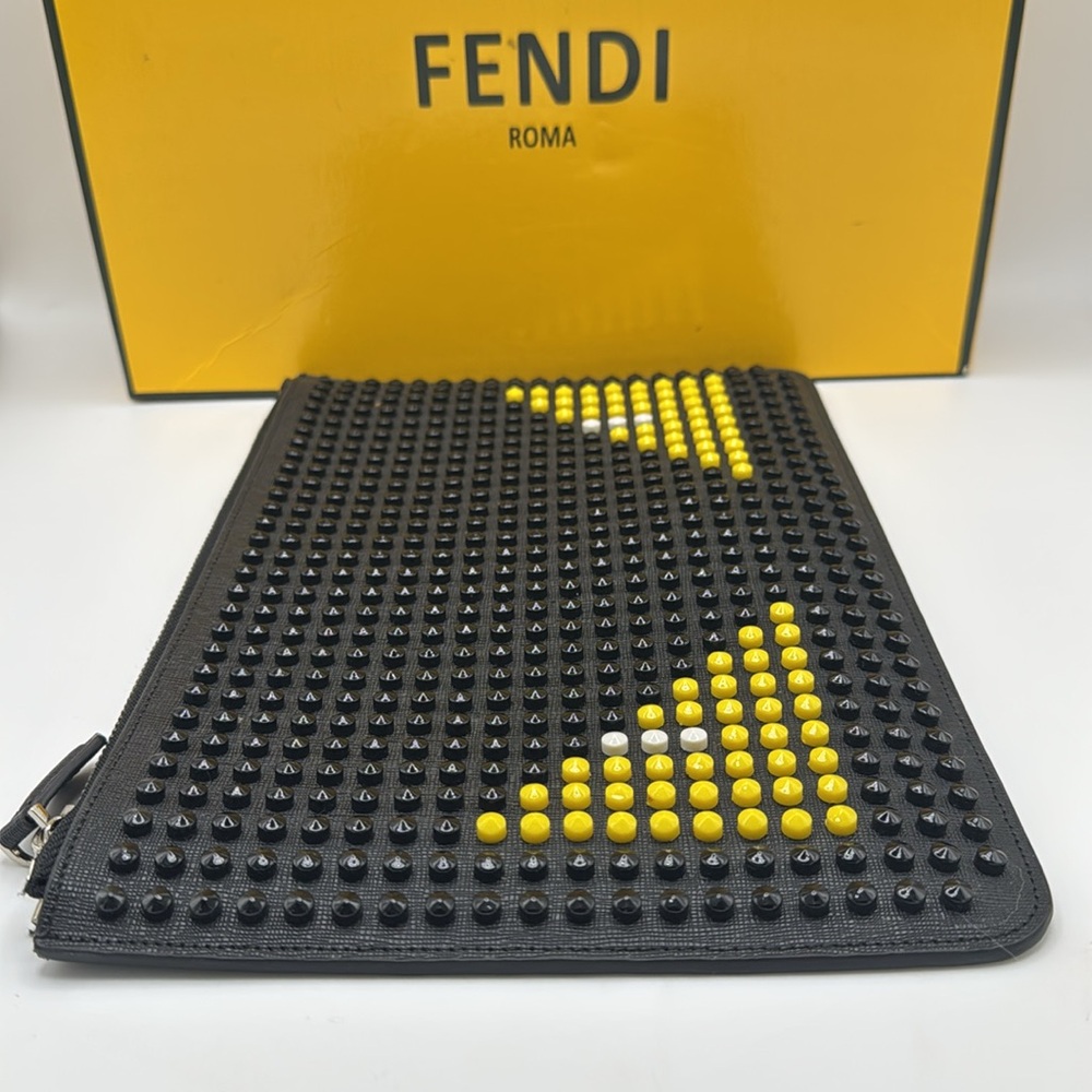 Fendi Peekaboo Defender Leather Clutch All Inclusive - Picture 5 of 12